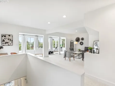 5235 SW View Point Terrace Portland OR 97239