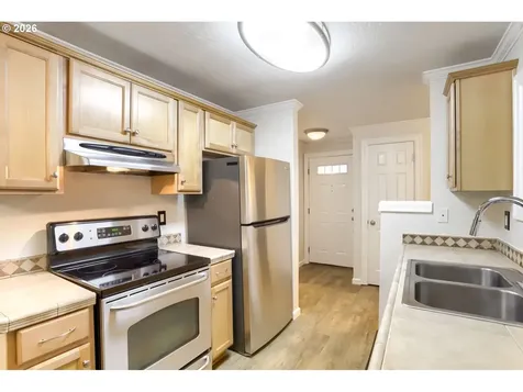 2680 SW 87th Avenue Portland OR 97225
