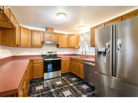 1855 NW Jillanne Court Mcminnville OR 97128