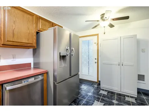 1855 NW Jillanne Court Mcminnville OR 97128