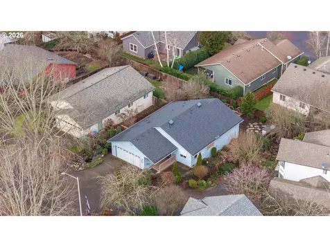 1855 NW Jillanne Court Mcminnville OR 97128