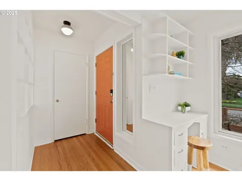 59 NE Russet Street Portland OR 97211