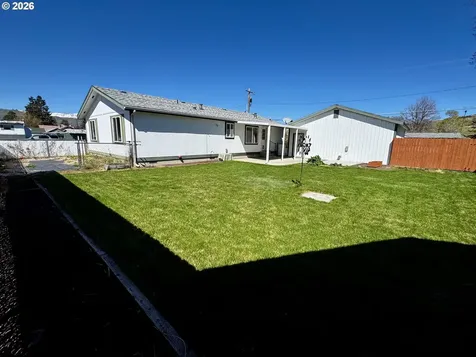 1070 Grove Street Baker City OR 97814