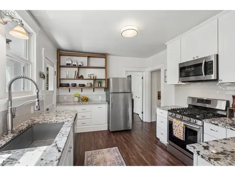 5805 NE Rodney Avenue Portland OR 97211