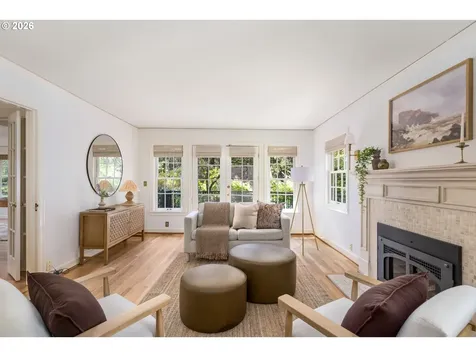 261 SW Birdshill Road Portland OR 97219