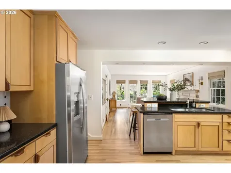 261 SW Birdshill Road Portland OR 97219