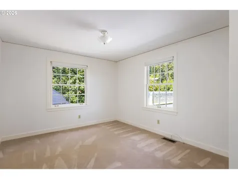 261 SW Birdshill Road Portland OR 97219