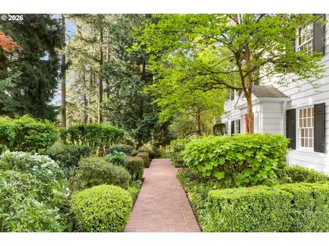 261 SW Birdshill Road Portland OR 97219