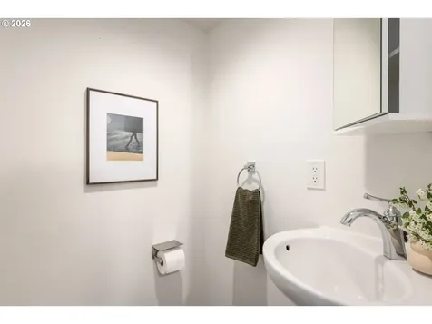 261 SW Birdshill Road Portland OR 97219
