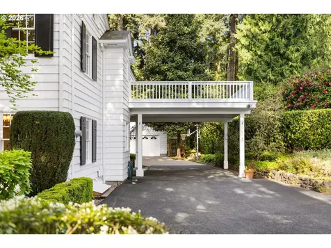 261 SW Birdshill Road Portland OR 97219