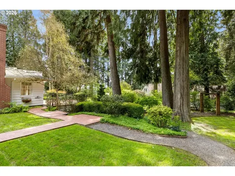 261 SW Birdshill Road Portland OR 97219