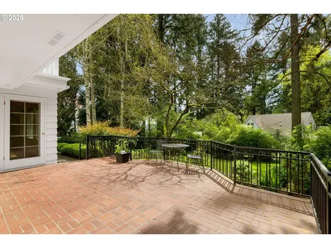 261 SW Birdshill Road Portland OR 97219