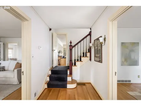 261 SW Birdshill Road Portland OR 97219