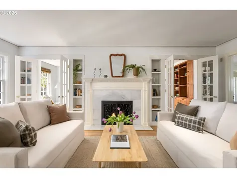 261 SW Birdshill Road Portland OR 97219
