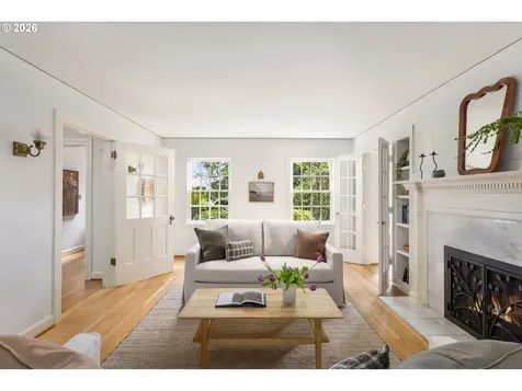 261 SW Birdshill Road Portland OR 97219