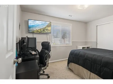 11906 NE 46th Street Vancouver WA 98682
