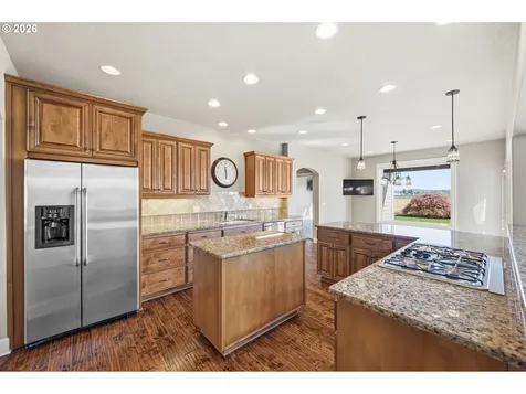 1574 S Redwood Street Canby OR 97013