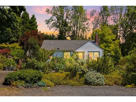 4920 SW 31st Drive Portland OR 97239