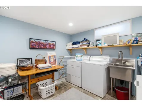 4920 SW 31st Drive Portland OR 97239