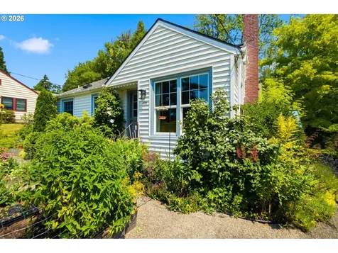 4920 SW 31st Drive Portland OR 97239