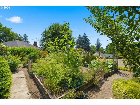 4920 SW 31st Drive Portland OR 97239