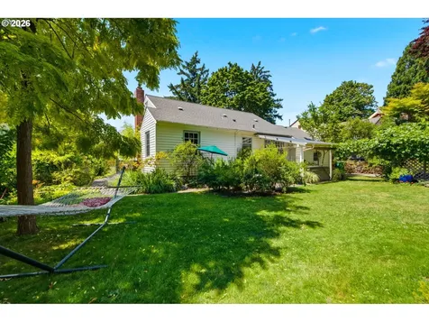 4920 SW 31st Drive Portland OR 97239