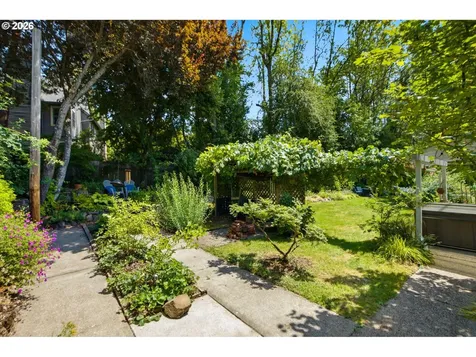 4920 SW 31st Drive Portland OR 97239