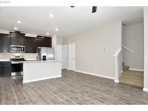 15326 NE 70th Street Vancouver WA 98682