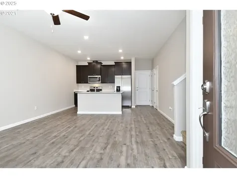 15326 NE 70th Street Vancouver WA 98682