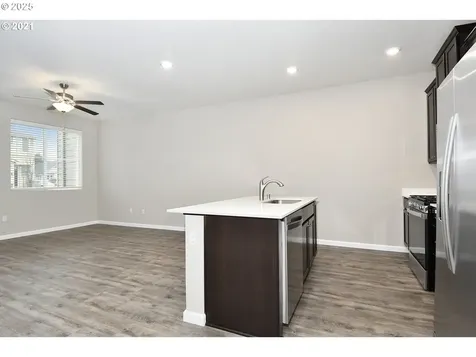 15326 NE 70th Street Vancouver WA 98682