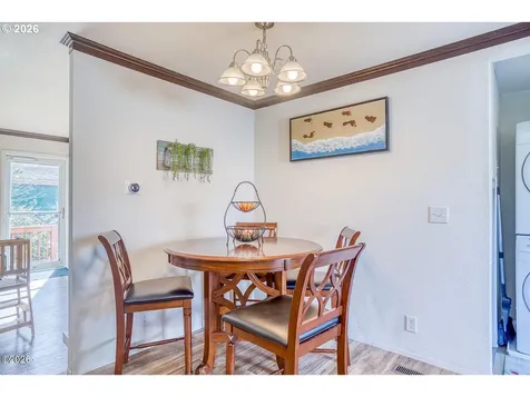 6824 SW Galley Avenue Lincoln City OR 97367
