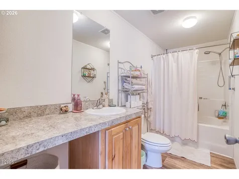 6824 SW Galley Avenue Lincoln City OR 97367