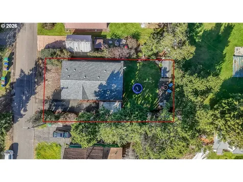 6824 SW Galley Avenue Lincoln City OR 97367