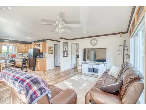 6824 SW Galley Avenue Lincoln City OR 97367