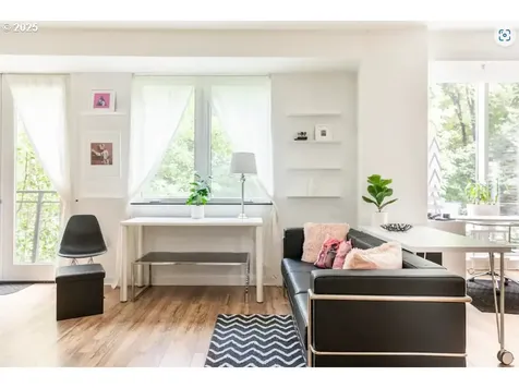 327 NW Park Avenue Portland OR 97209
