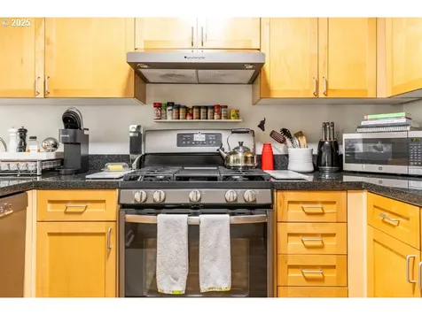 327 NW Park Avenue Portland OR 97209