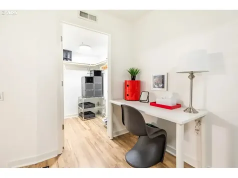 327 NW Park Avenue Portland OR 97209