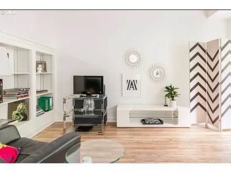 327 NW Park Avenue Portland OR 97209