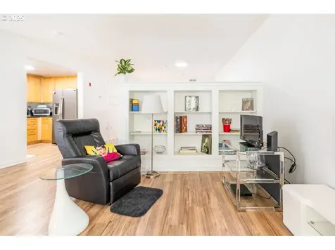 327 NW Park Avenue Portland OR 97209