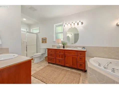35282 Mckenzie View Drive Springfield OR 97478