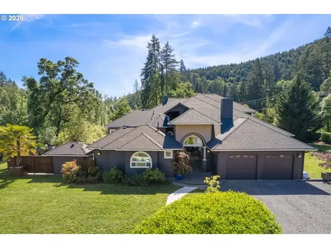 35282 Mckenzie View Drive Springfield OR 97478