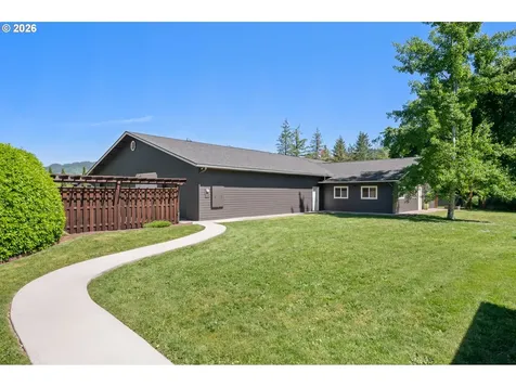 35282 Mckenzie View Drive Springfield OR 97478