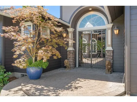 35282 Mckenzie View Drive Springfield OR 97478