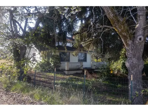 7801 SE 162nd Avenue Portland OR 97236