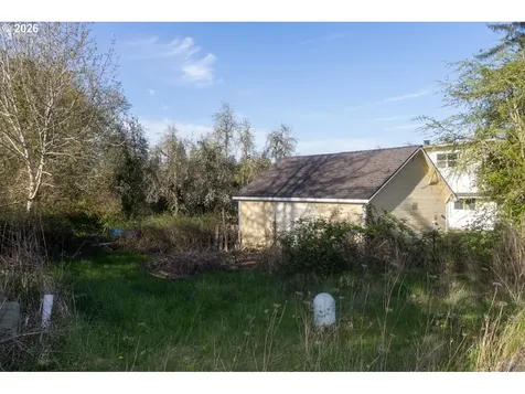 7801 SE 162nd Avenue Portland OR 97236