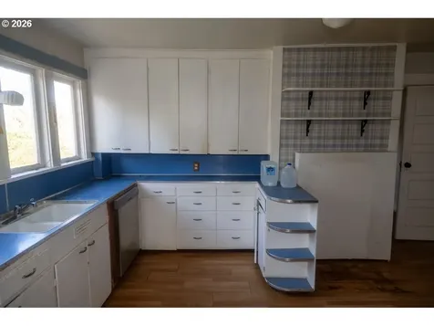 7801 SE 162nd Avenue Portland OR 97236