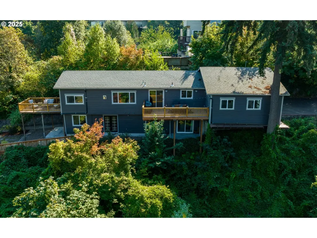 3201 NW Luray Terrace Portland OR 97210