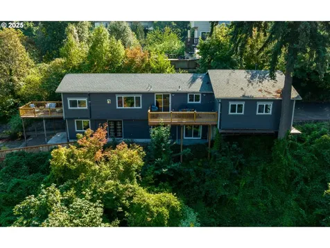 3201 NW Luray Terrace Portland OR 97210