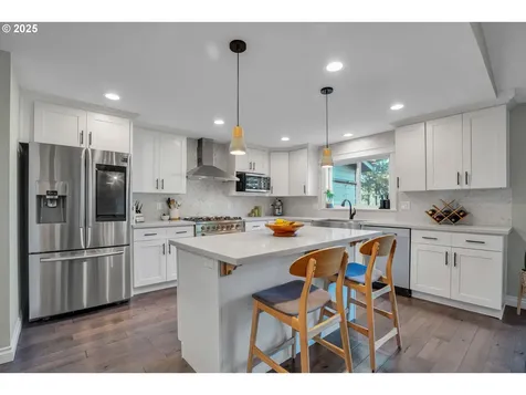 3201 NW Luray Terrace Portland OR 97210
