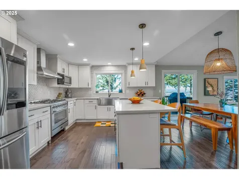 3201 NW Luray Terrace Portland OR 97210